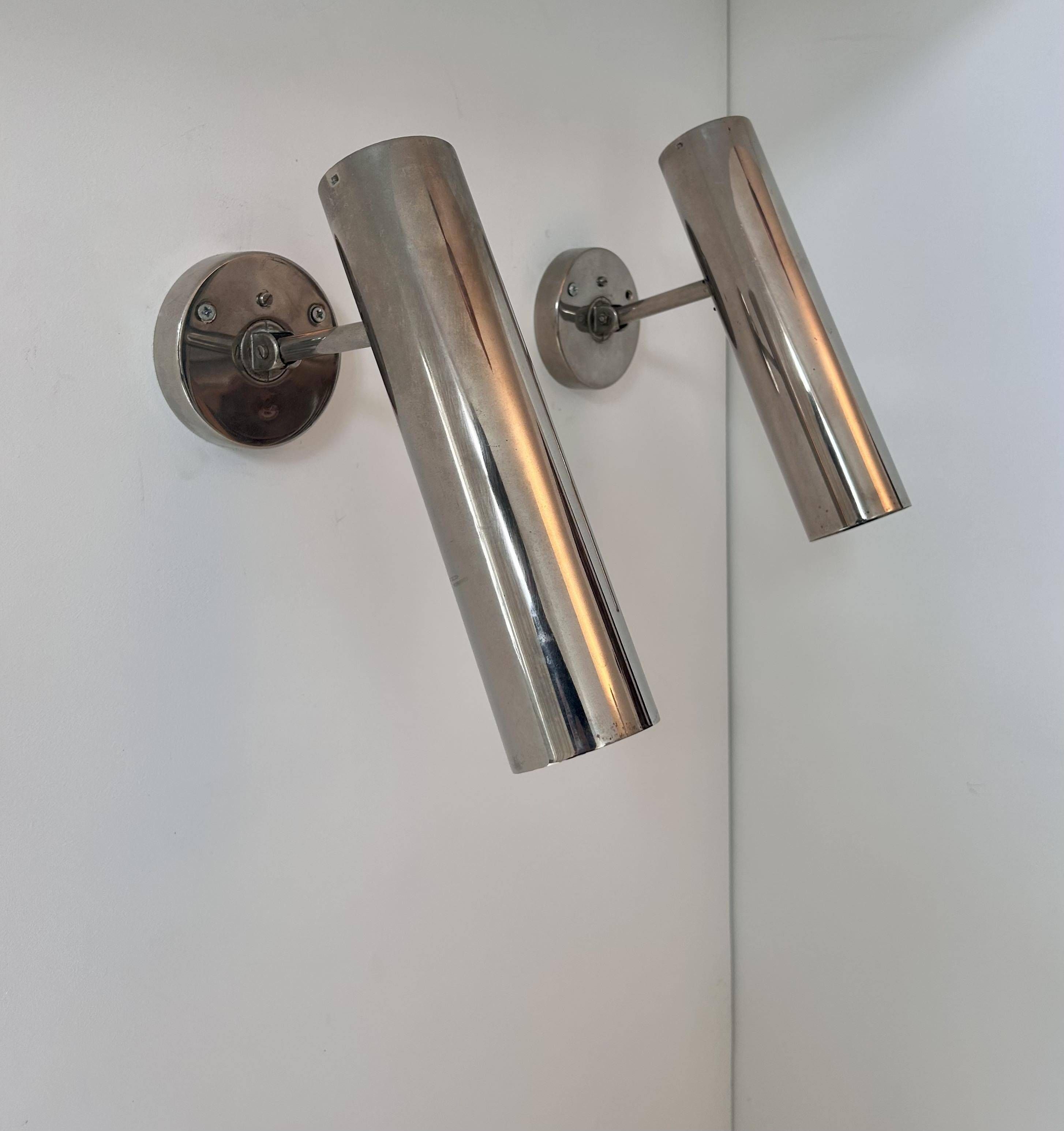 Pair of modernist adjustable wall lights, chrome metal, France 1960