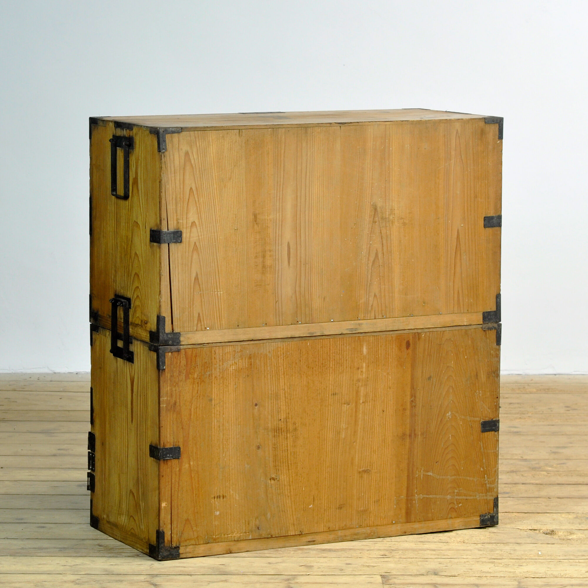 Commode Tansu japonaise, vers 1870