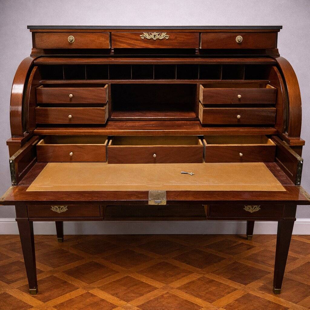 Louis XVI style cylinder desk in mahogany with a double system.