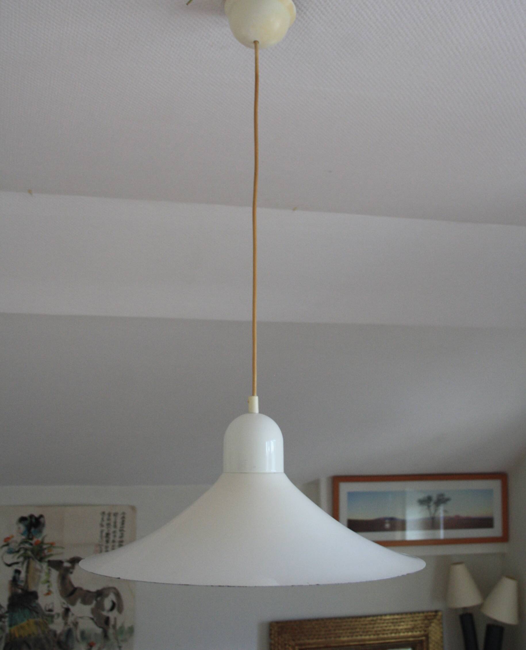 White metal suspension