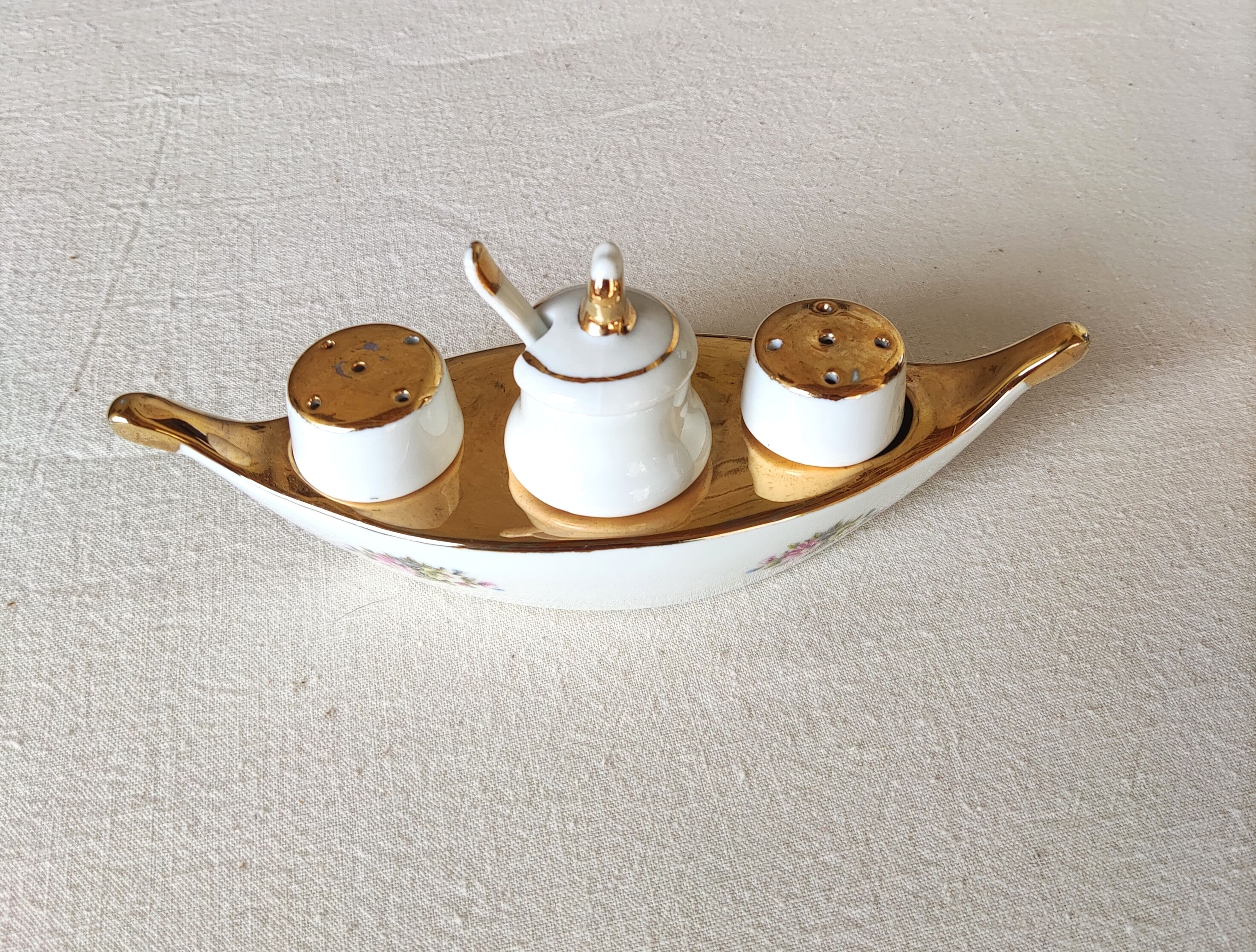 Condiment service - saleron- in Paris porcelain