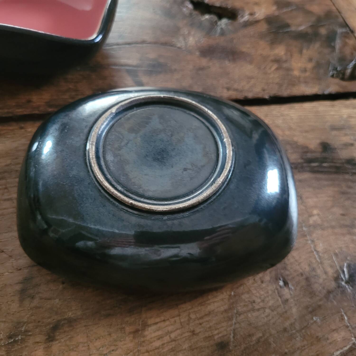 Paire de coupelles en céramique émaillée bicolore, années 1970