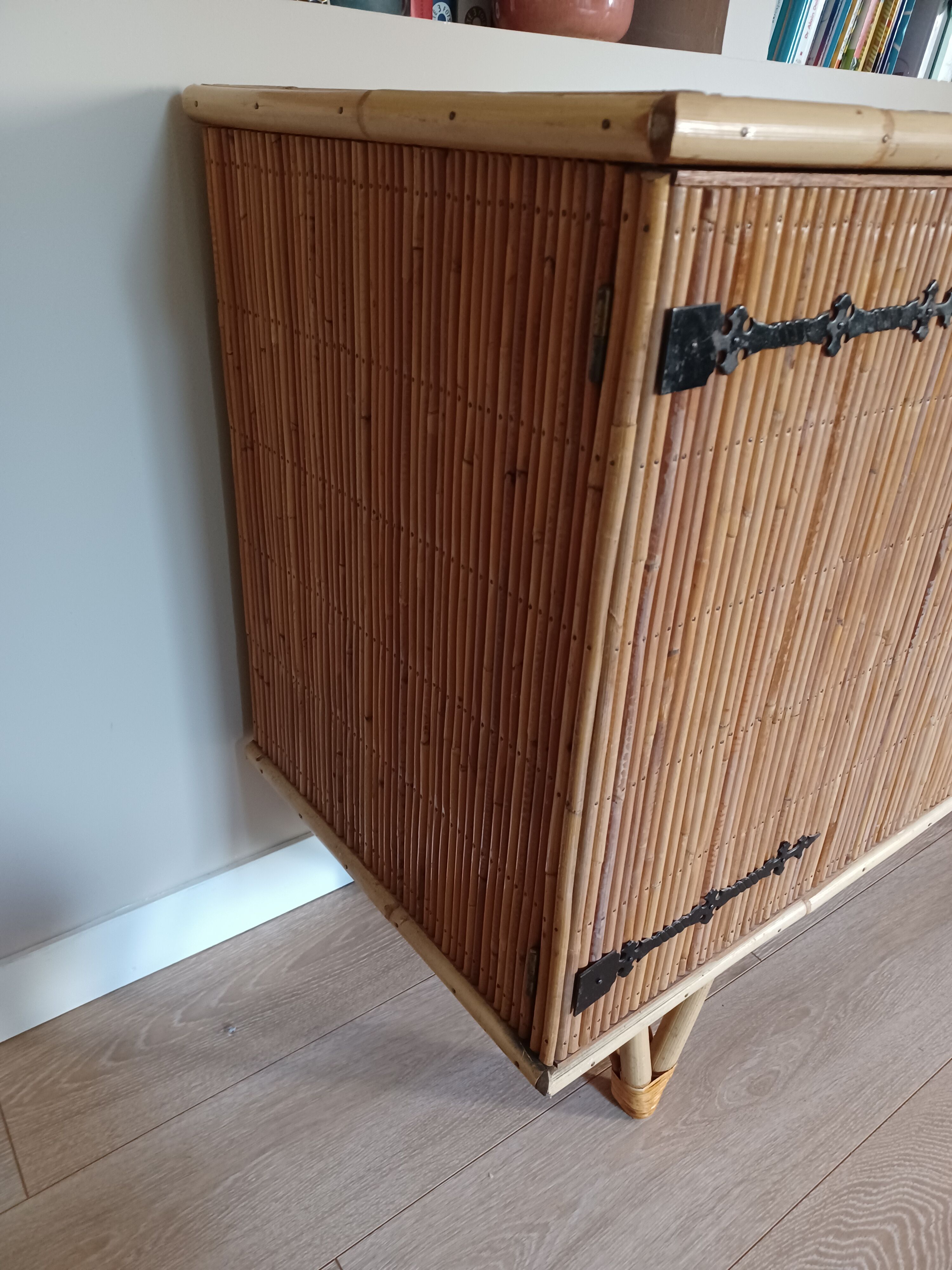 Buffet in rattan and vintage split bamboo