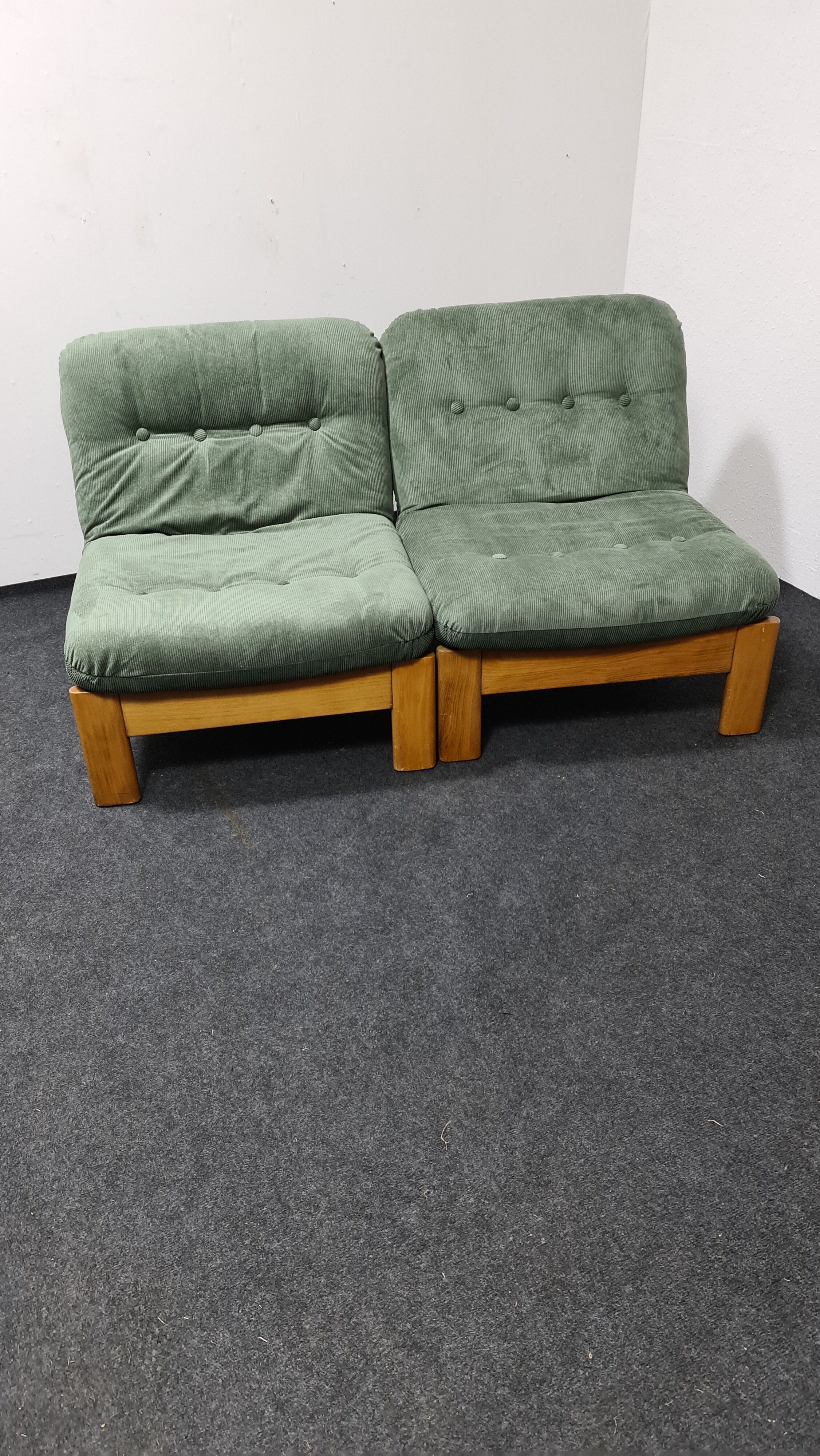 Vintage lounge chair