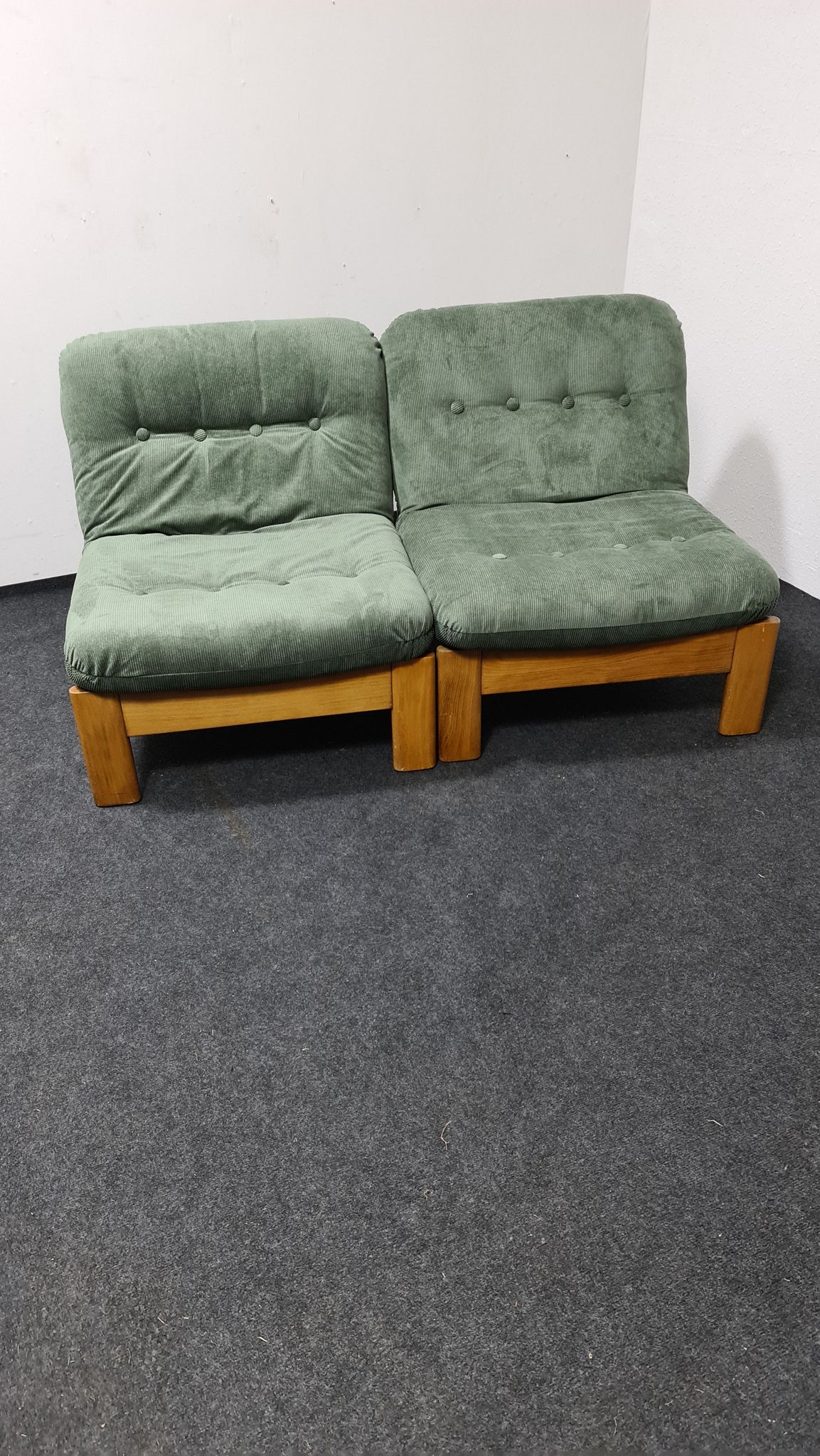 Vintage lounge chair