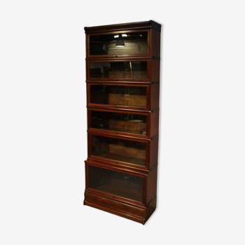 Globe Wernicke bookcase with 6 stackable parts