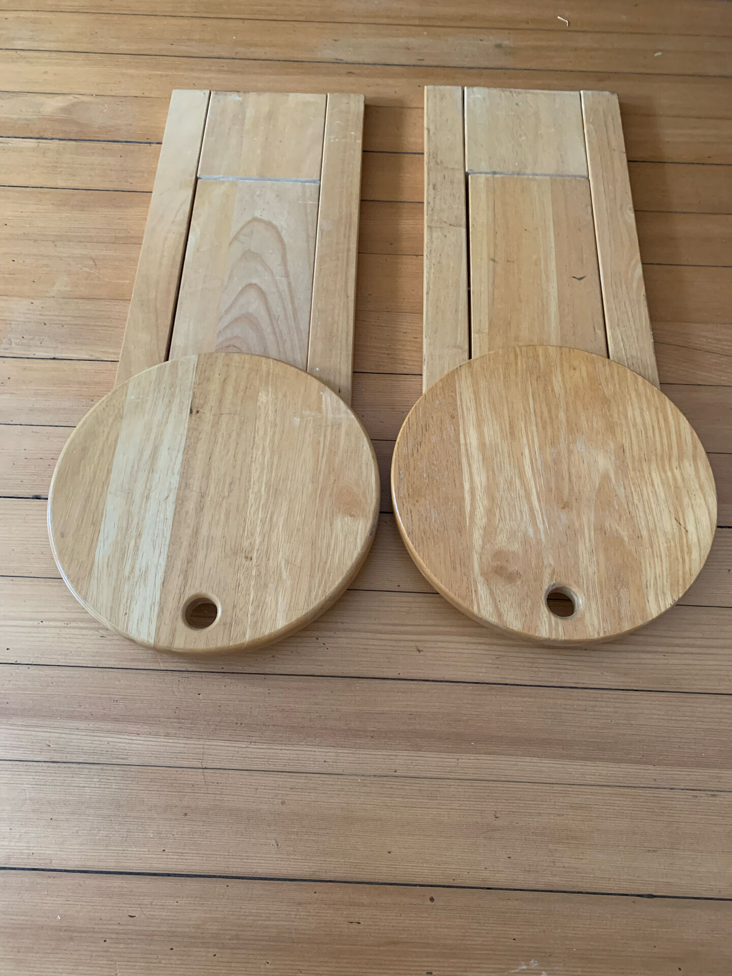Paire de tabourets pliants "Suzy" – Adrian Reed (Années 80)