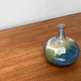 Mid-century German studio pottery vase by Janne Reckert-Cordua, 1960s.