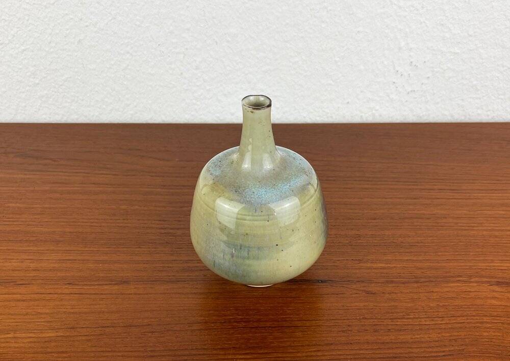 Mid-century German studio pottery vase by Görge Hohlt for Werkstatt Hohlt, Katzbach, 1960s.