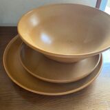 Set of three stoneware dishes