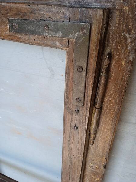 18th century chestnut window 107/83cm