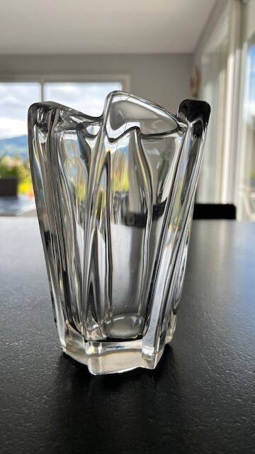 Glass vase