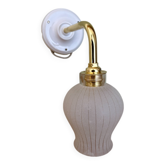Vintage tulip angled wall light in white granite glass