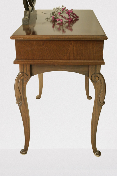Art Deco style dressing table in mahogany gooseneck mirror