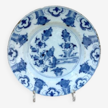 Céramique ancienne, XVIIIe siècle, assiette en faïence de Delft