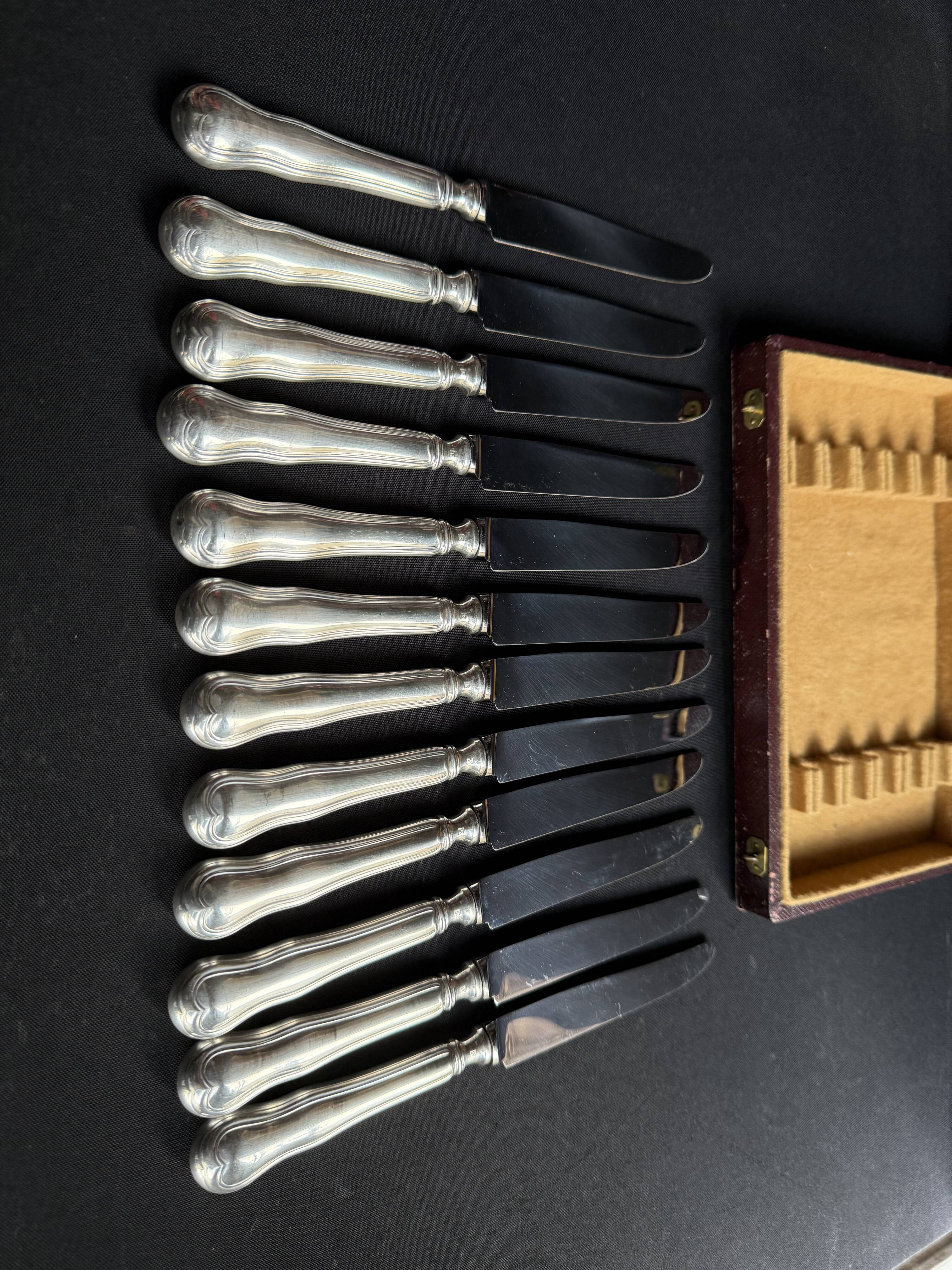 Box of 12 dessert knives – Silver-plated metal and stainless steel