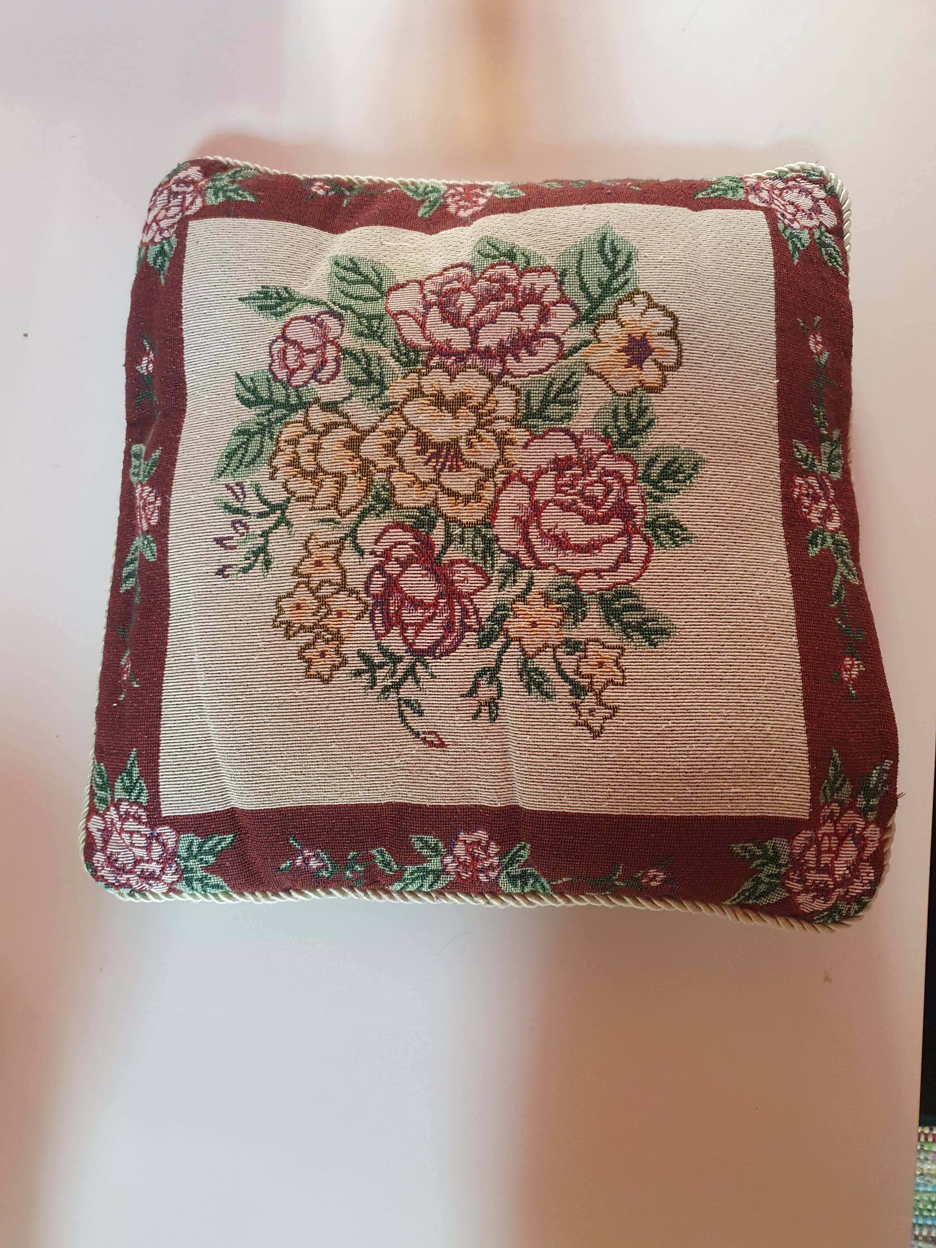 Vintage canvas pillow