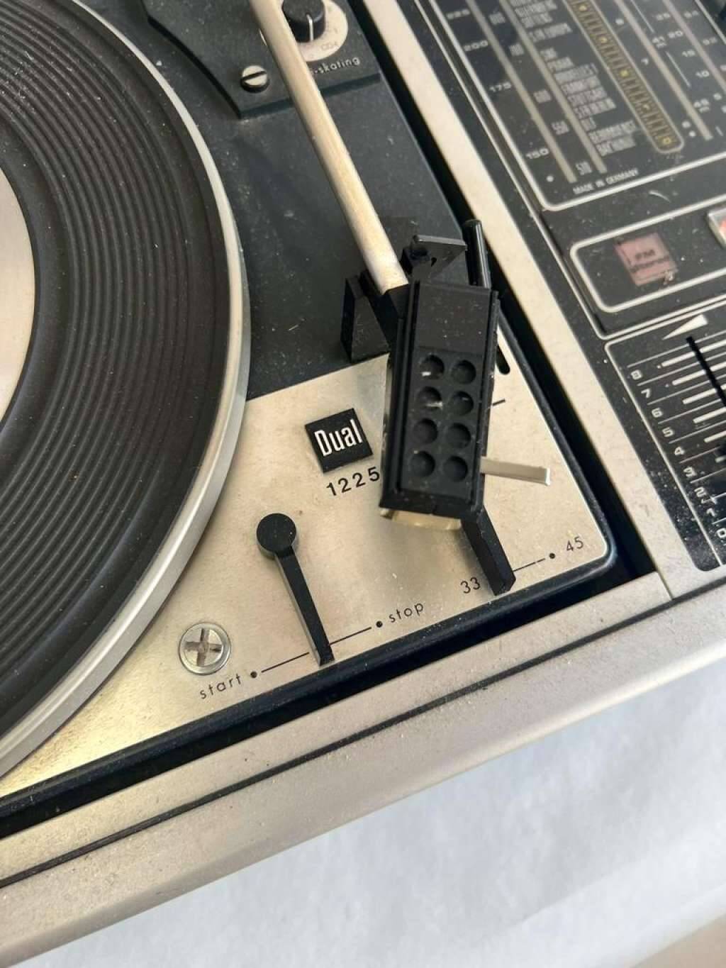 Vintage record player & radio with grundig speakers
