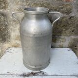 Milk pot