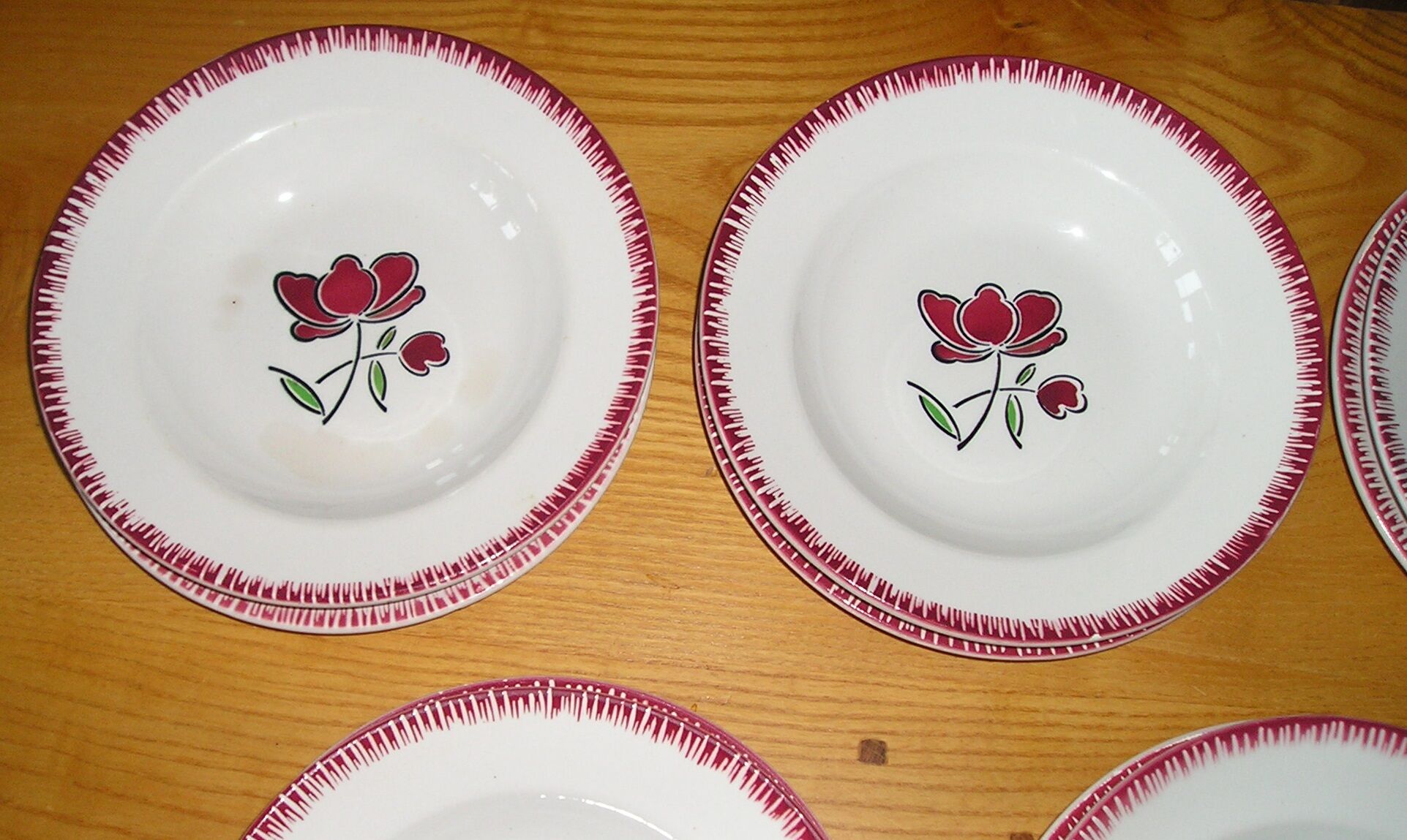 Service de table de 10 assiettes plates et 10 creuses Badonviller