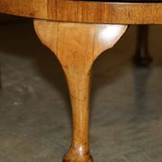 Table basse vintage Burr Walnut pivotante années 1940