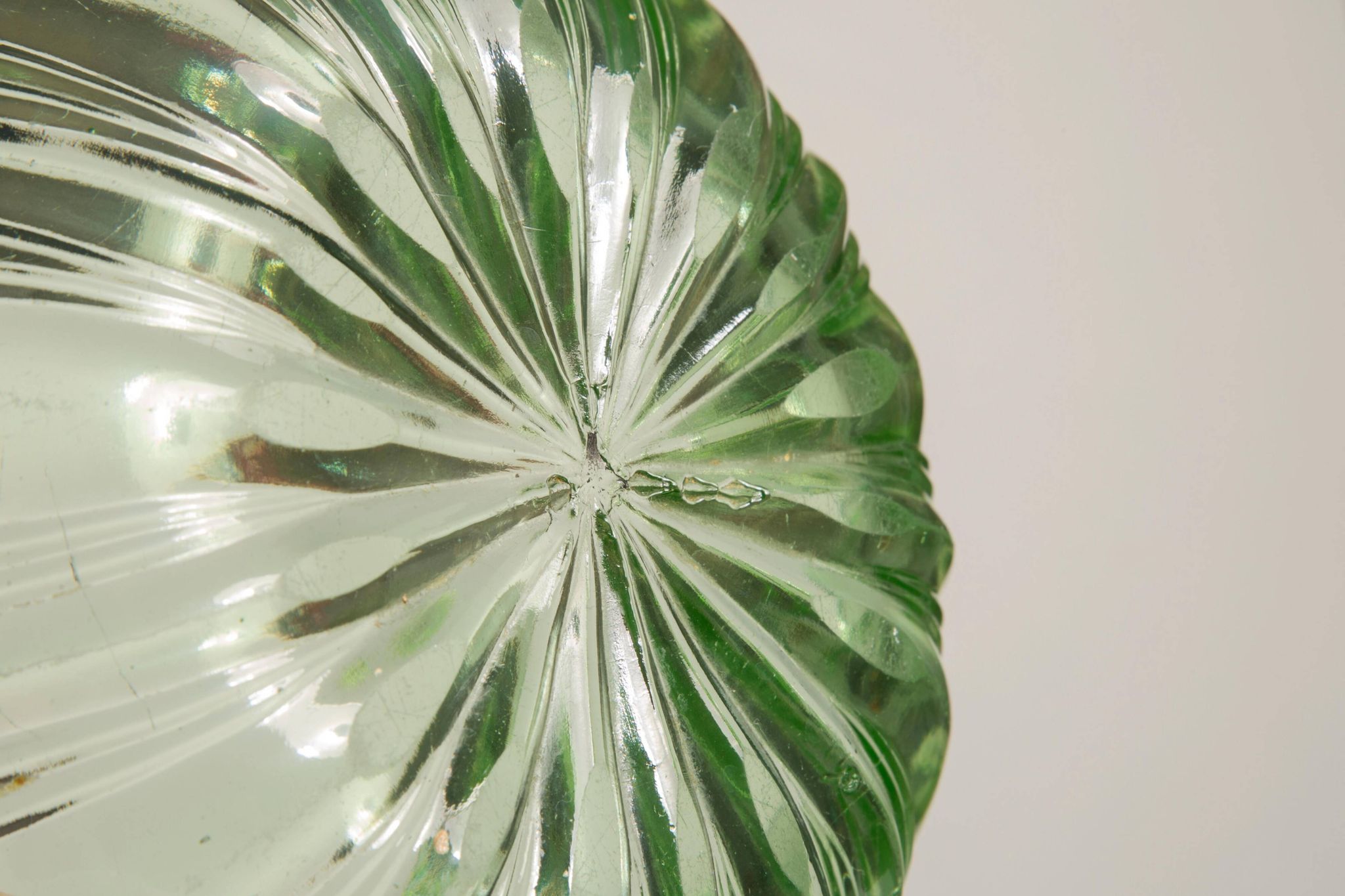 Vintage green decorative plate with flowers from the mid-century, Italy, 1960s.
