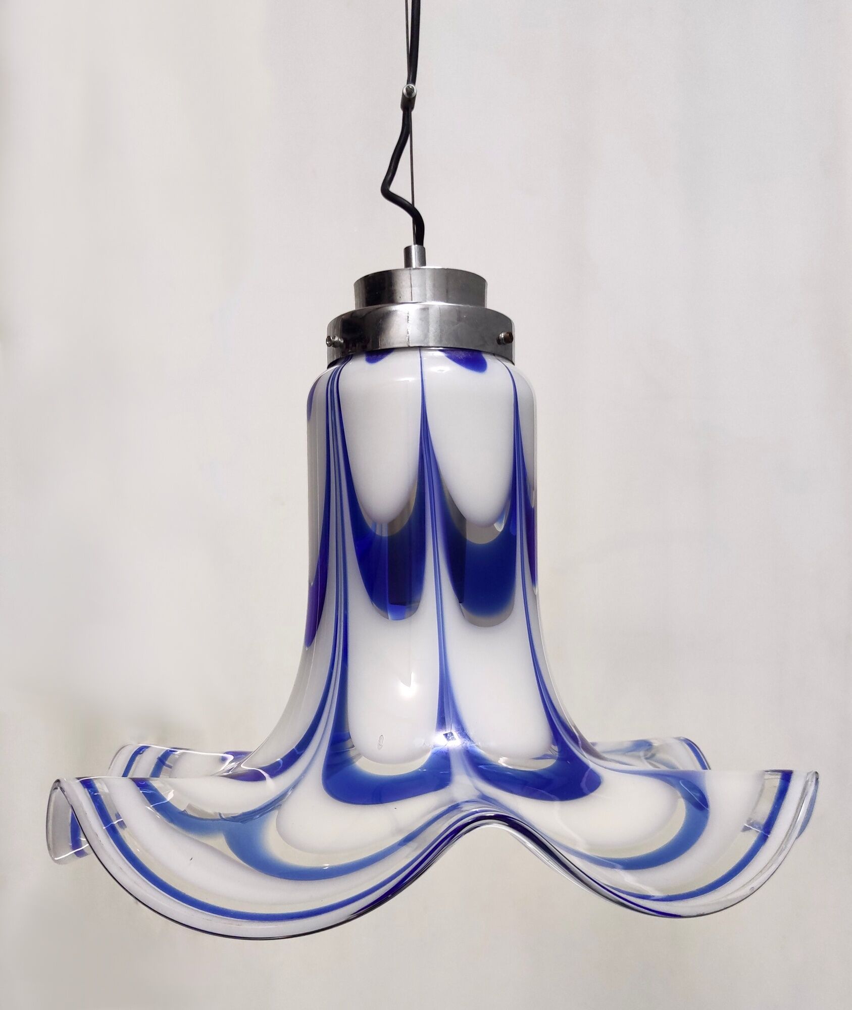 Postmodern blue & white murano glass pendant lamp