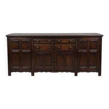 Old buffet