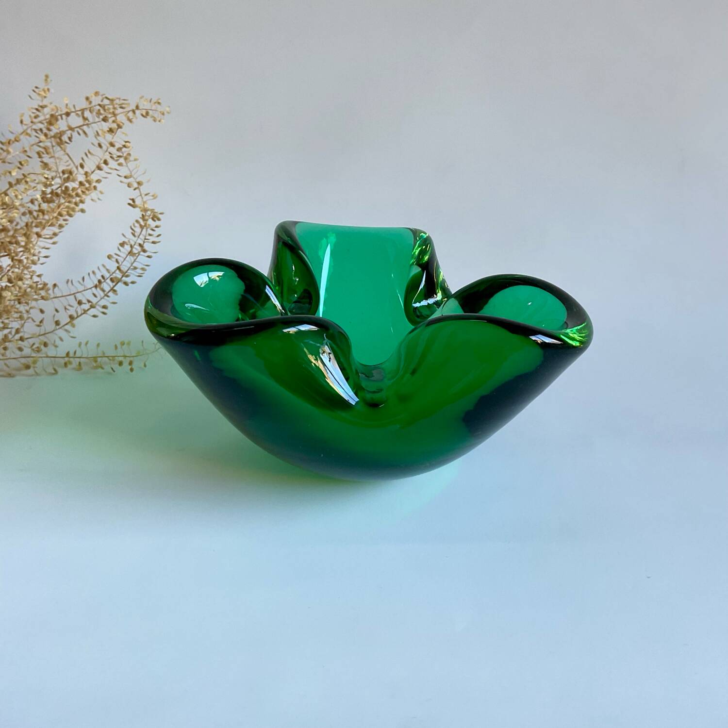 Vintage blown glass empty pocket