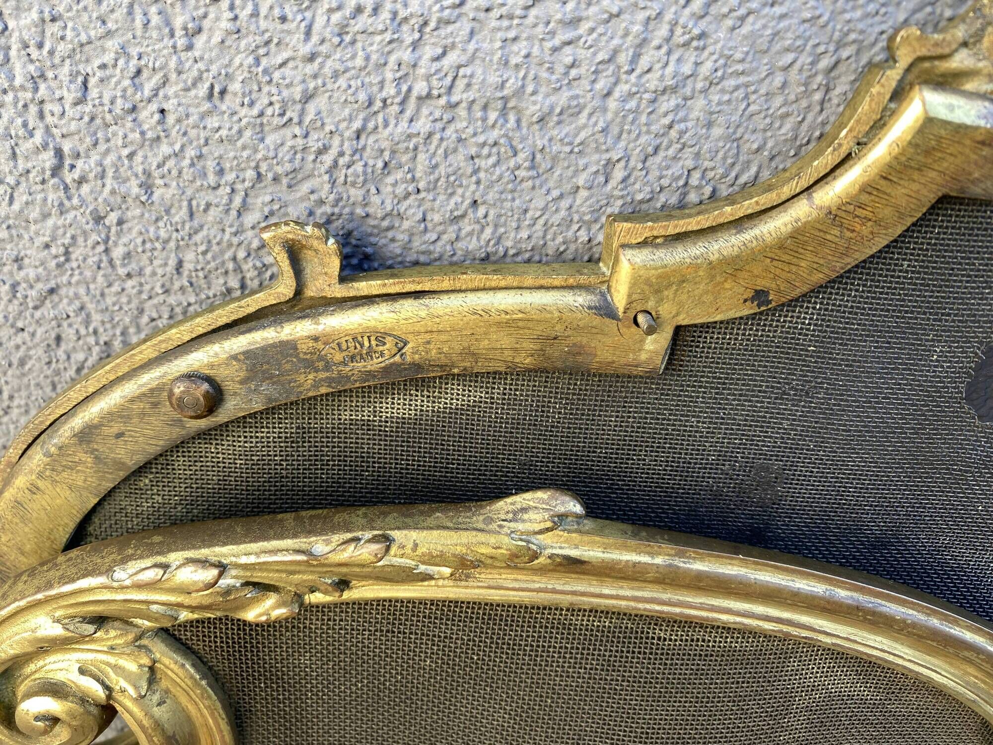 19th century fireplace fire guard by Bouhon Frères in bronze, French spark guard 1880