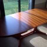 Table ovale en teck allonges intégrées 1960