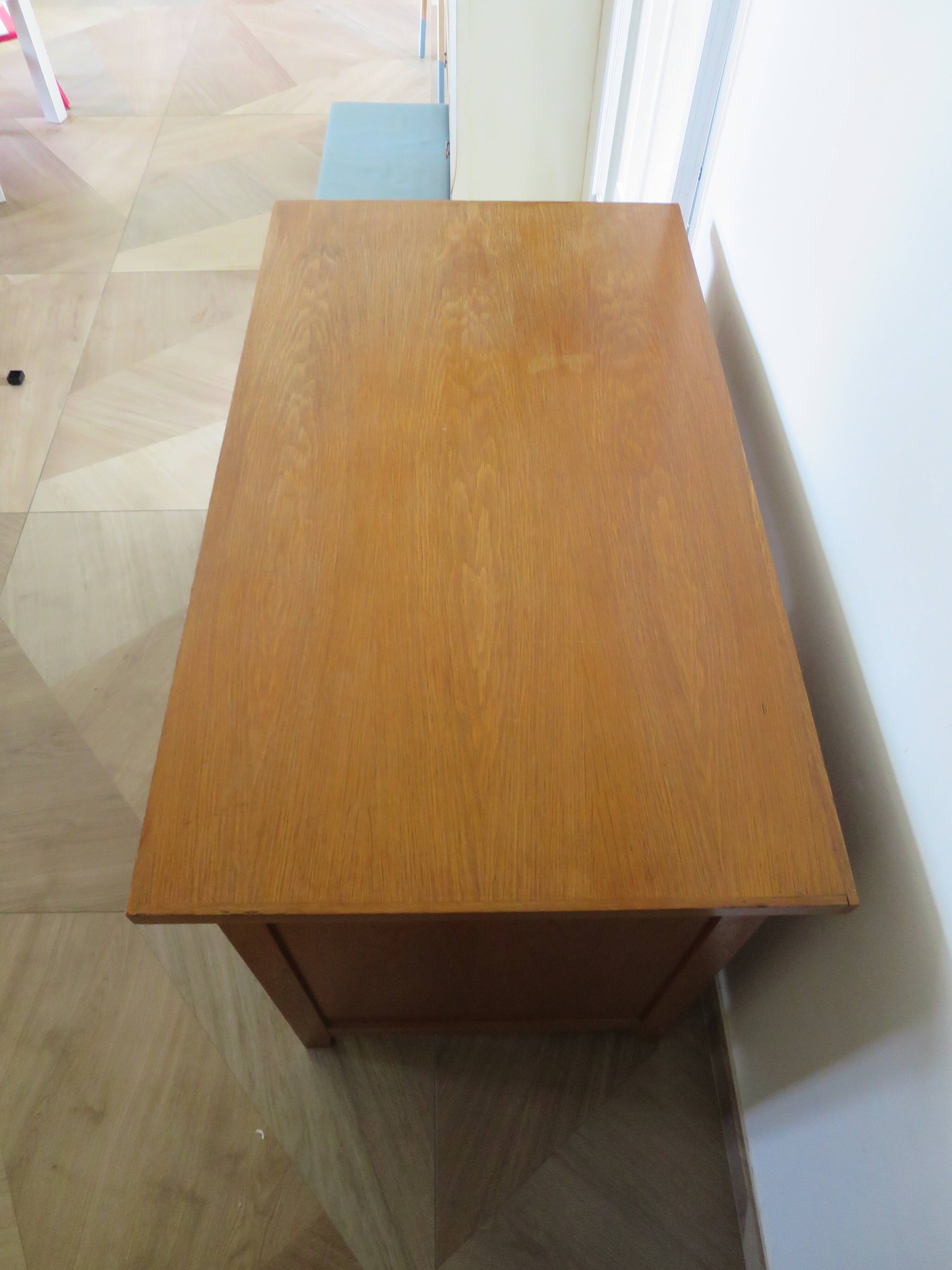 Vintage modernist desk - 5 drawers - shelf - 1950s - closure mechanism