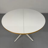 Extendable dining table designed by George Nelson for Herman Miller 60’