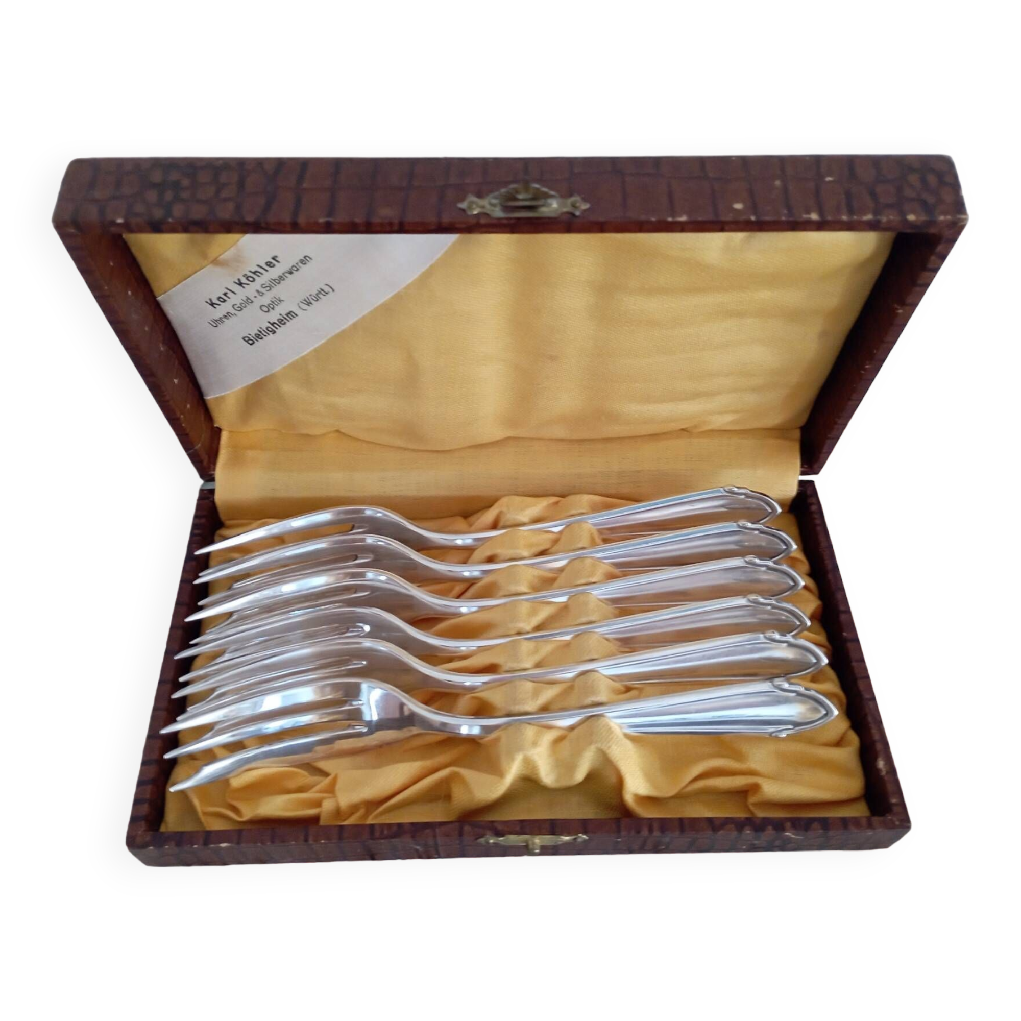 Silver metal dessert forks