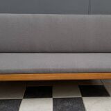 Lit de repos gris par Drevotex 1970