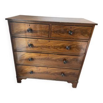 Old chest of drawers