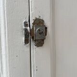 Meuble de métier enfilade patine blanche