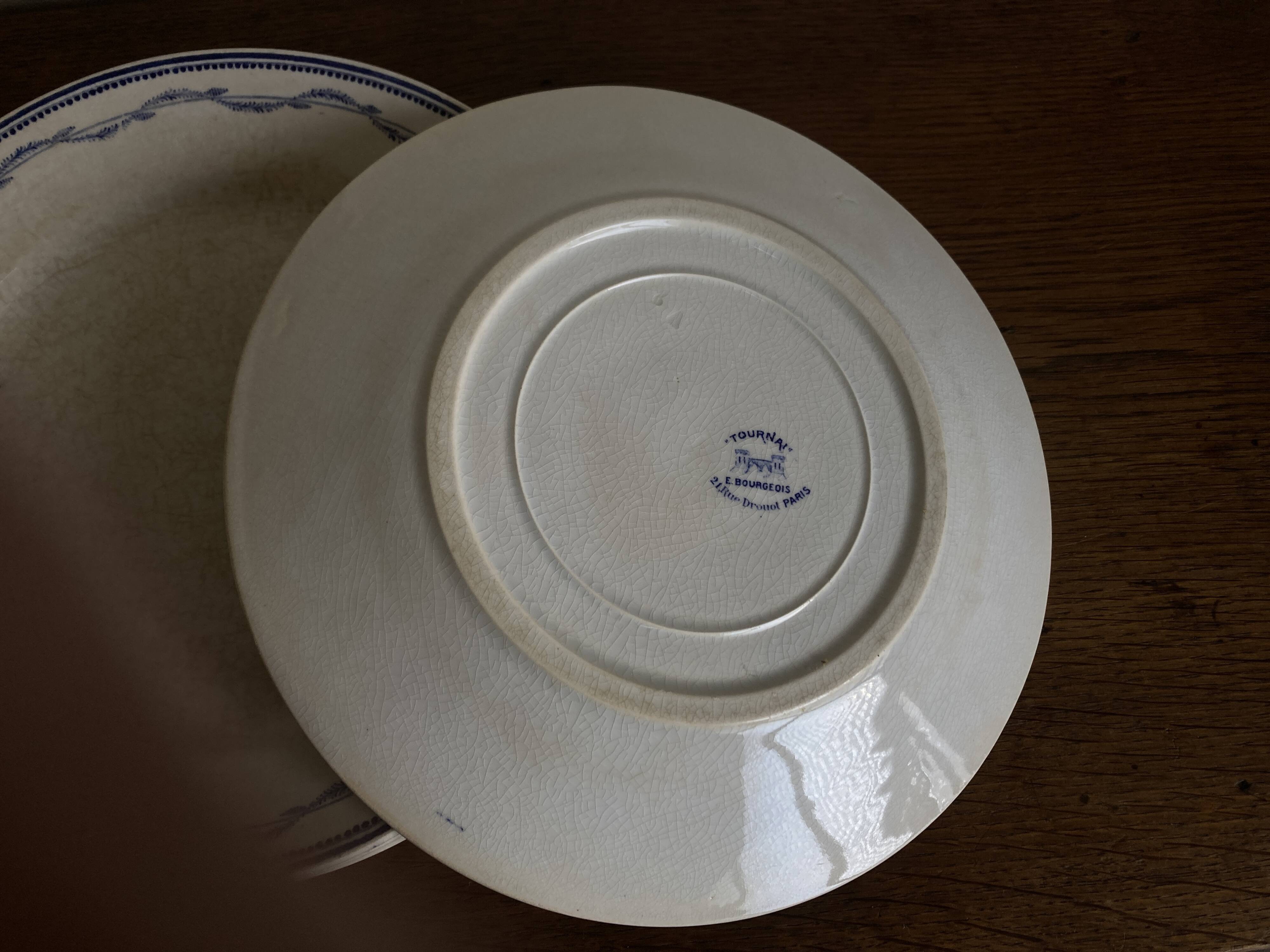 Set of 5 Tournai plates with twig neo-classical design, mid-19th century, ironstone.