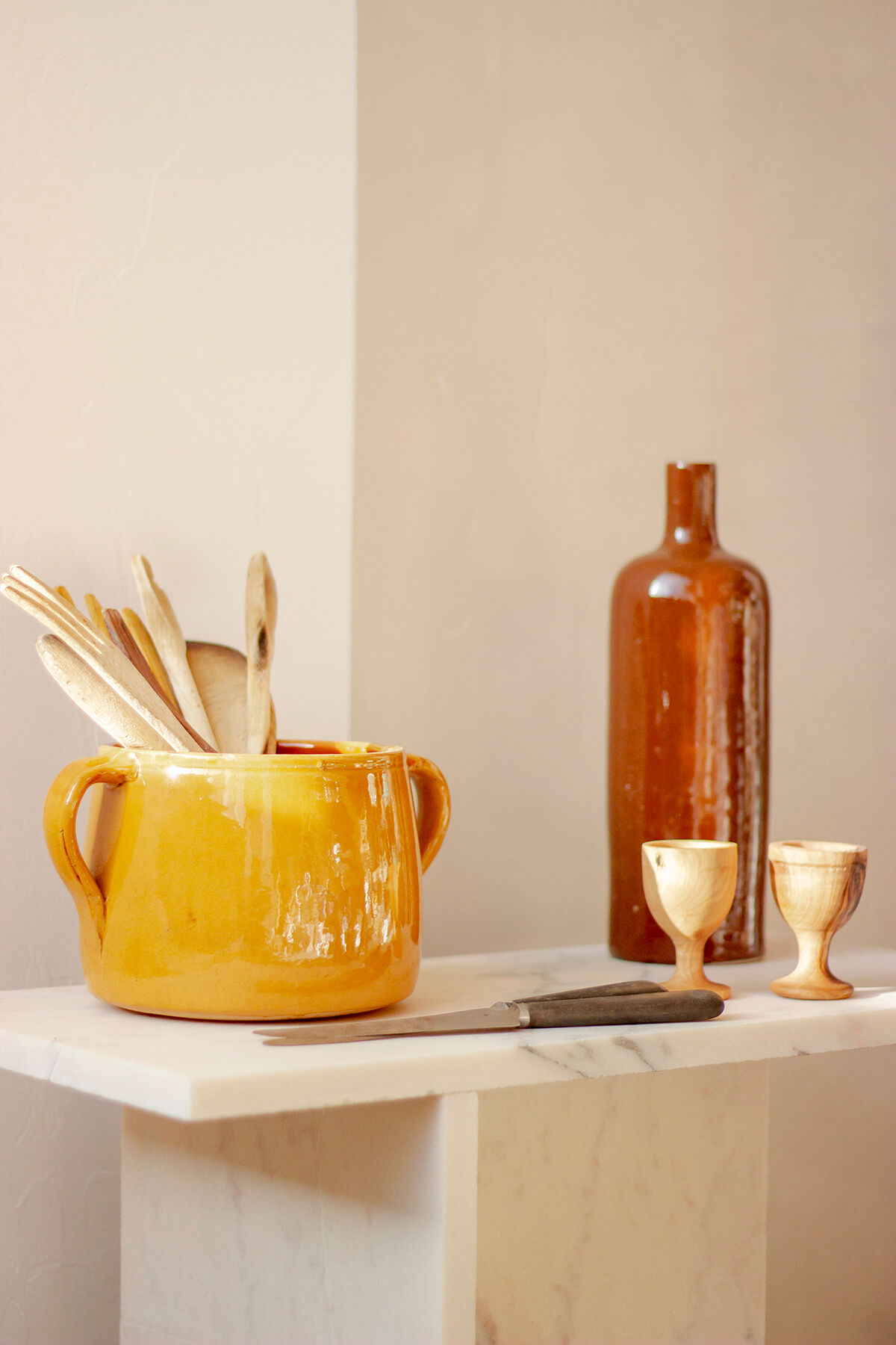 Yellow ochre pot with double handles