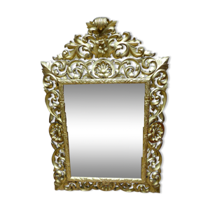 Miroir en bois doré