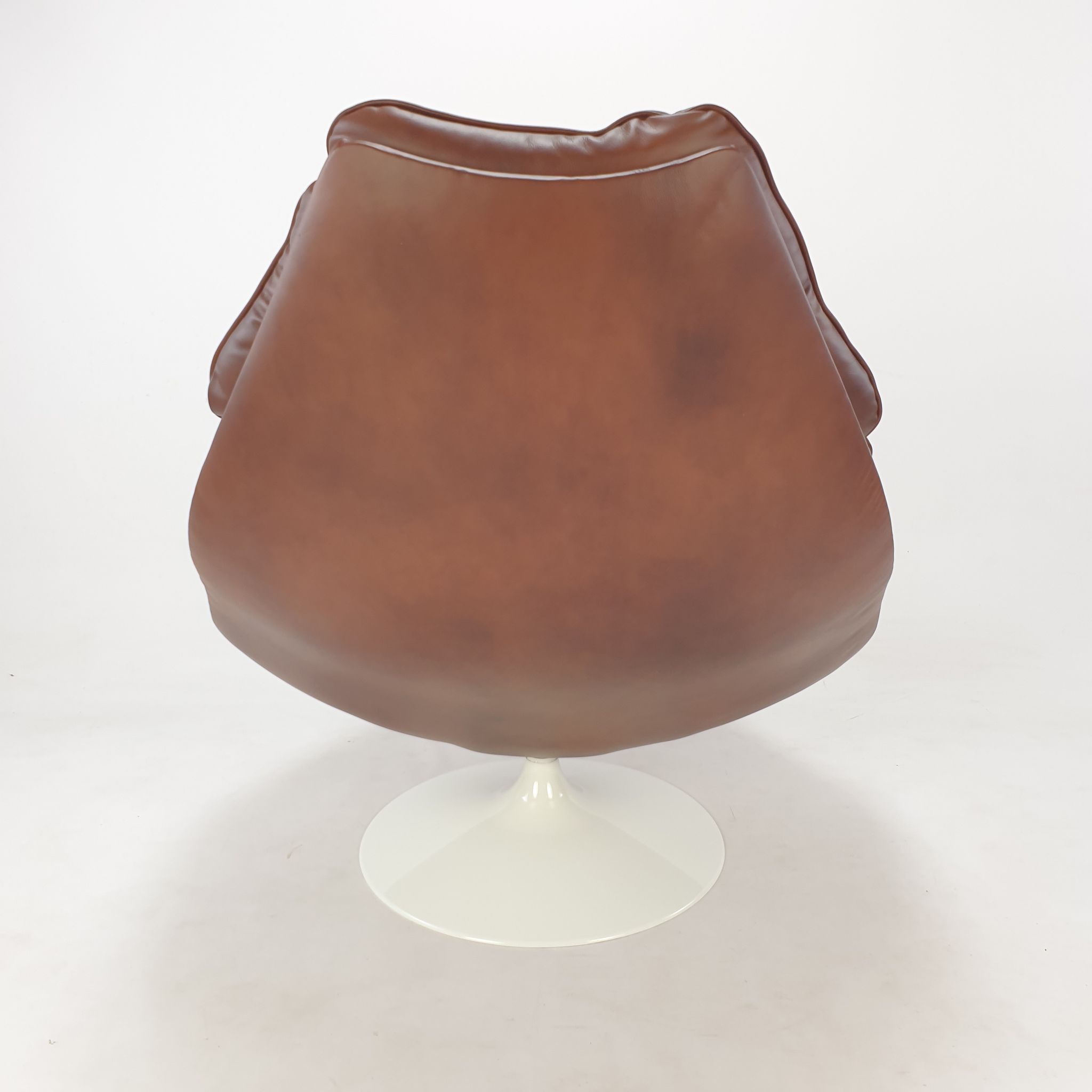Mid century F588 lounge chair by Geoffrey Harcourt for Artifort, 60s