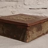 Sandstone box Barbara Delfosse, La Borne