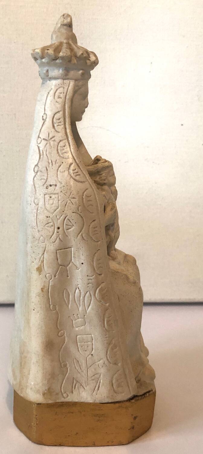 Viege à l'enfant Courronés