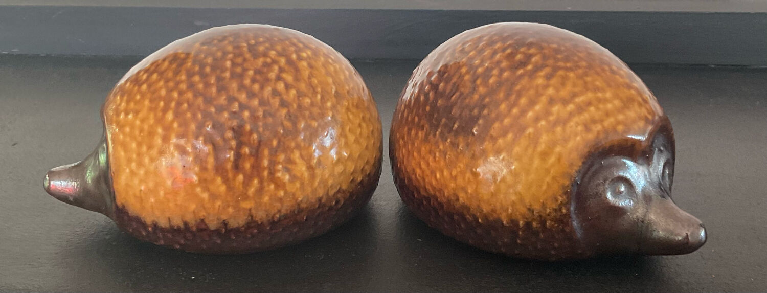 Pair of vintage ceramic hedgehogs