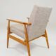 Fauteuil scandinave en tissu tressé beige