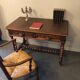 Bureau en bois sculpté
