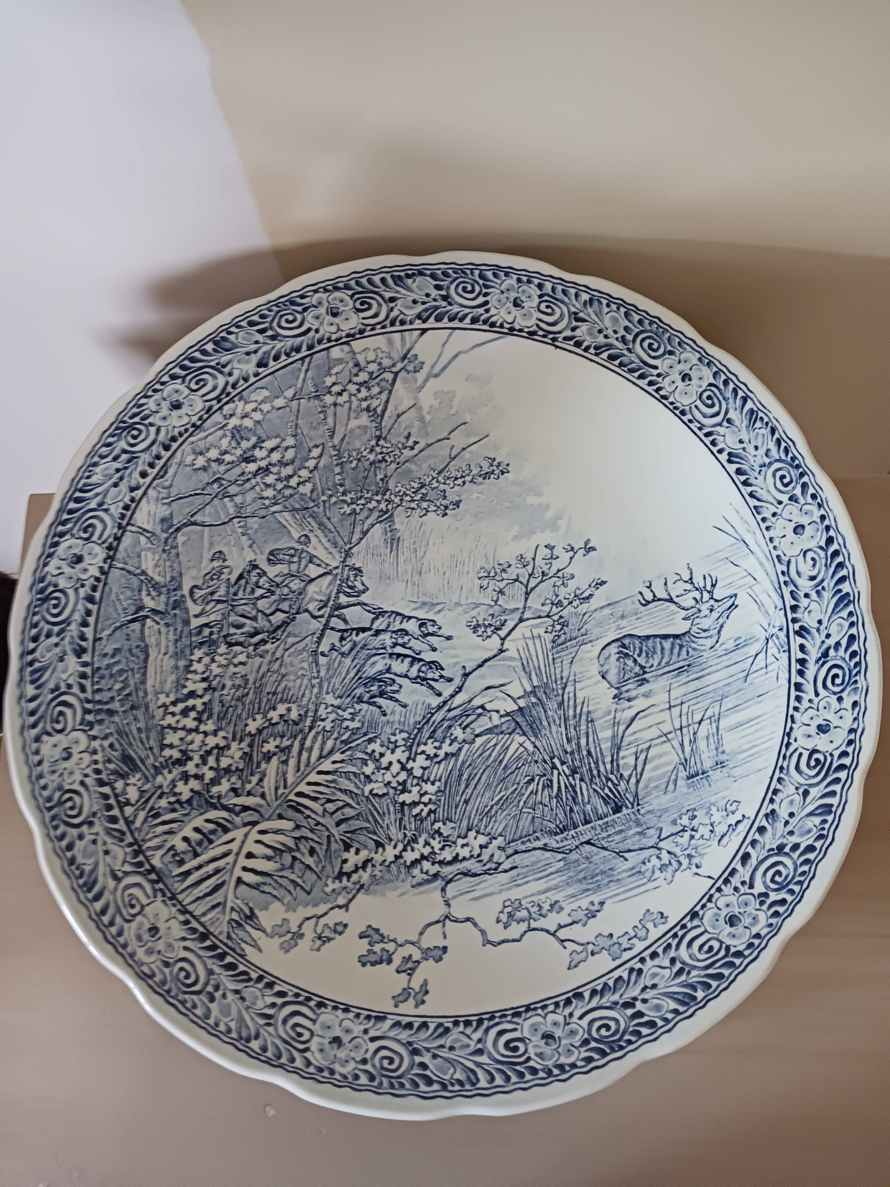 Large blue Delft plate from Boch.
