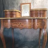 Nineteenth century dressing table in veneer wood