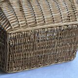 Woven wicker basket