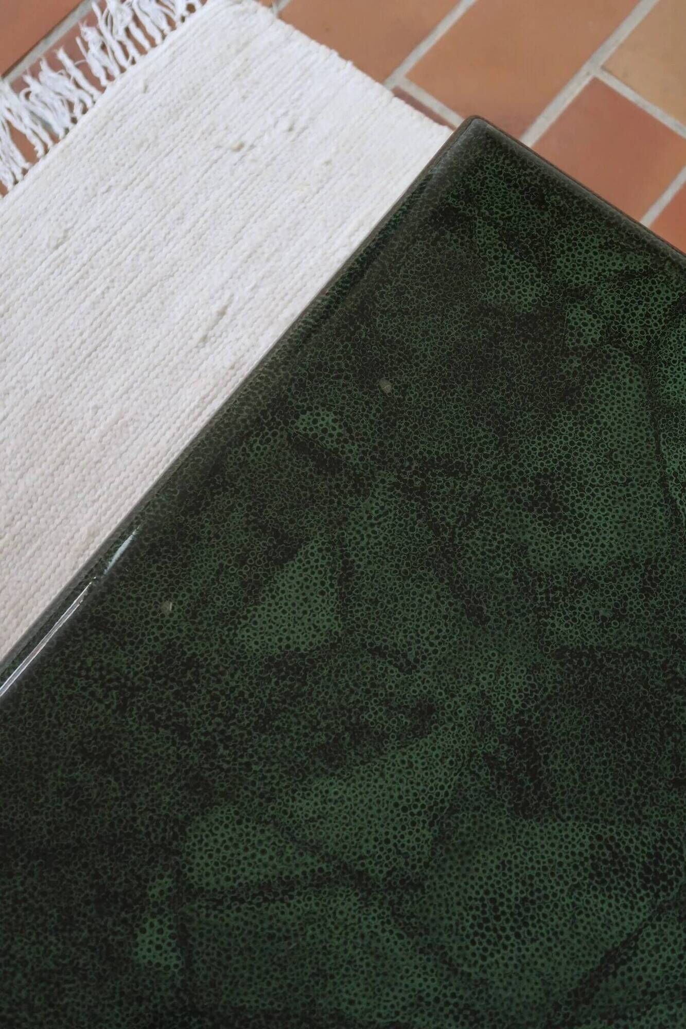 Green coffee table attributed to Jean-Claude Mahey, Roche Bobois.